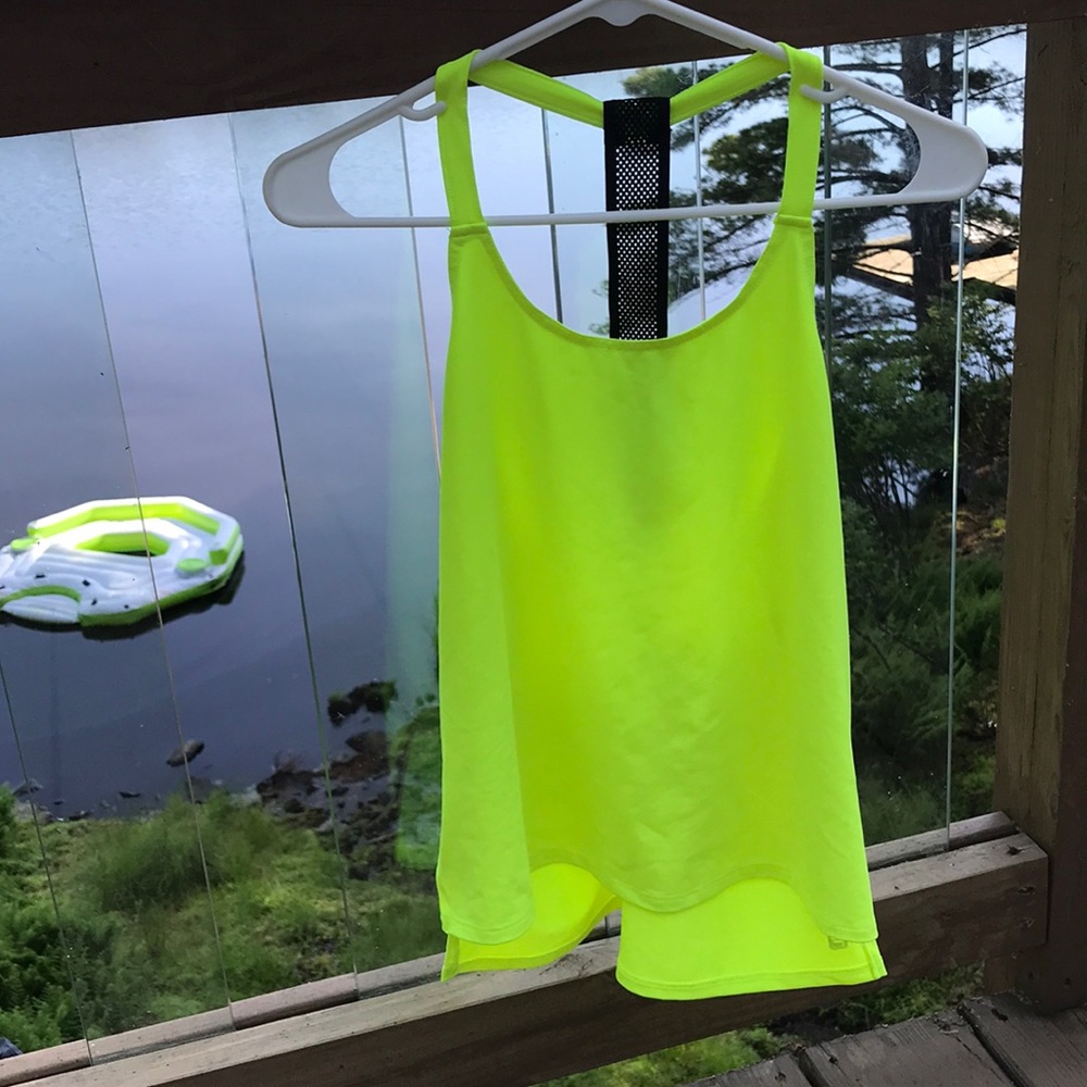 Athletic Demi Lovato Fabletics top
